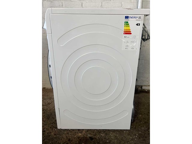 Bosch serie 8 wqb246d41 - vrijstaand - voorbelading - warmtepomp - wit - knoppen - 112 l - de display - afbeelding 5 van  7