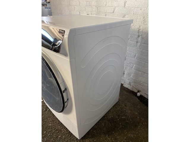 Bosch serie 8 wqb246d41 vrijstaand voorbelading warmtepomp wit knoppen 112 l duits display - afbeelding 3 van  6