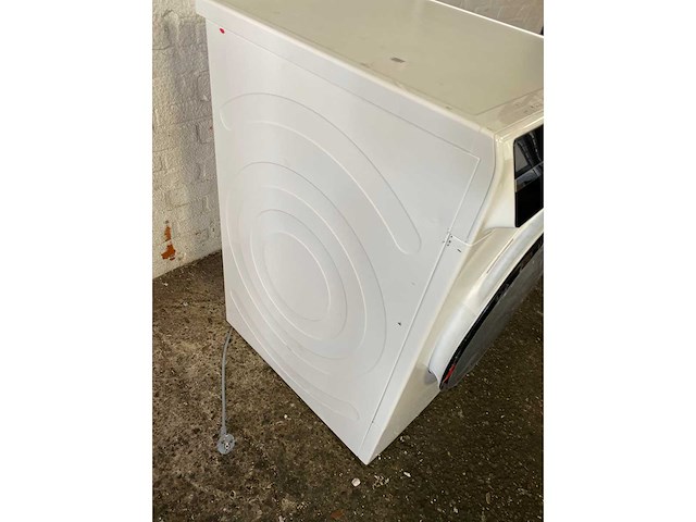Bosch serie 8 wqb246d41 vrijstaand voorbelading warmtepomp wit knoppen 112 l duits display - afbeelding 4 van  6