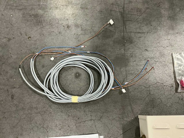 Bosch single fase elektrische back-up - afbeelding 8 van  8