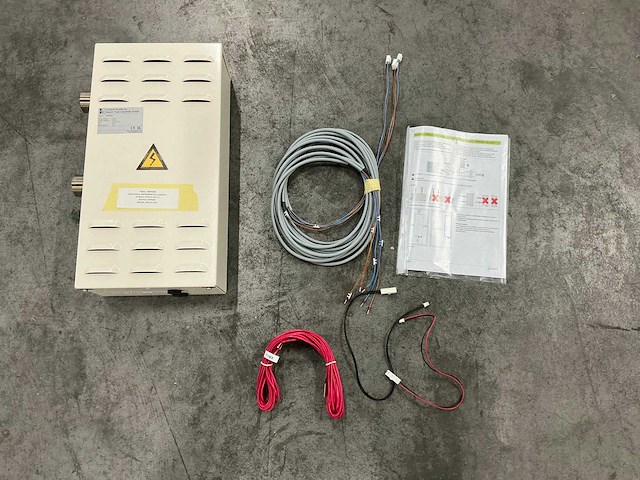 Bosch single fase elektrische back-up - afbeelding 2 van  8