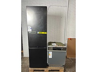 Bosch smi4ecs10e vaatwasser | samsung rl38c7b5bb1/eg koelkast - afbeelding 1 van  3