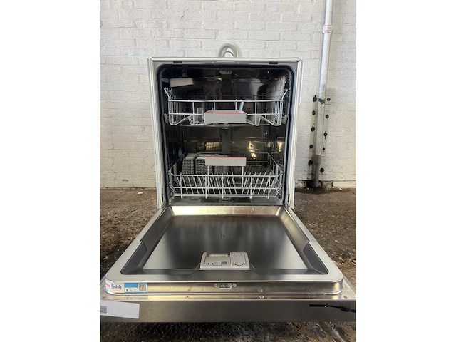 Bosch smi4ets00e half geintegreerde vaatwasser | autodeur opening - afbeelding 2 van  6