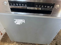 Bosch smi4ets00e half geintegreerde vaatwasser | autodeur opening - afbeelding 3 van  6