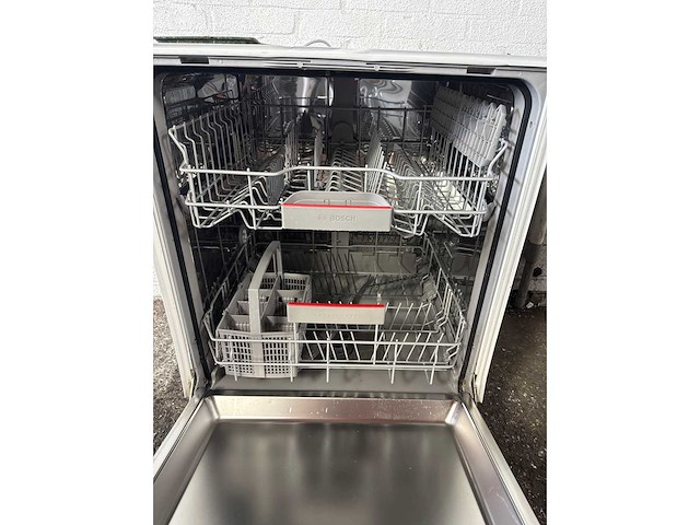 Bosch smi4ets00e half geintegreerde vaatwasser | autodeur opening - afbeelding 5 van  6