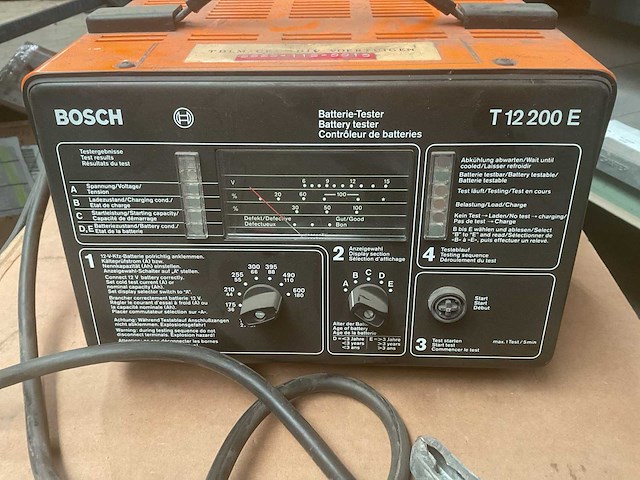Bosch t 12 200 e battery- tester - afbeelding 2 van  4