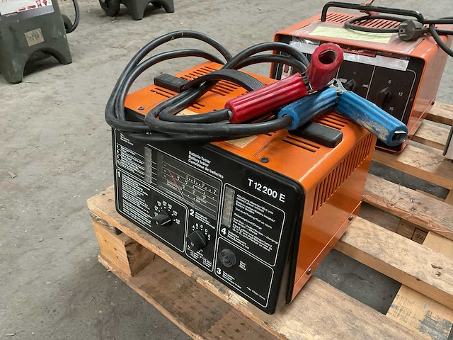 Bosch t12 200 e acculader - afbeelding 5 van  5