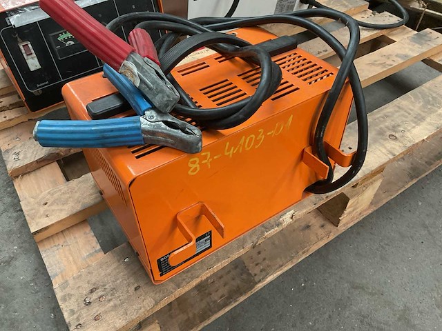 Bosch t12 200 e acculader - afbeelding 3 van  5