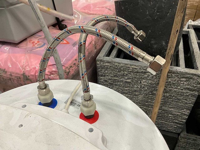 Bosch tronic 4000 t elektrische boiler - afbeelding 3 van  4