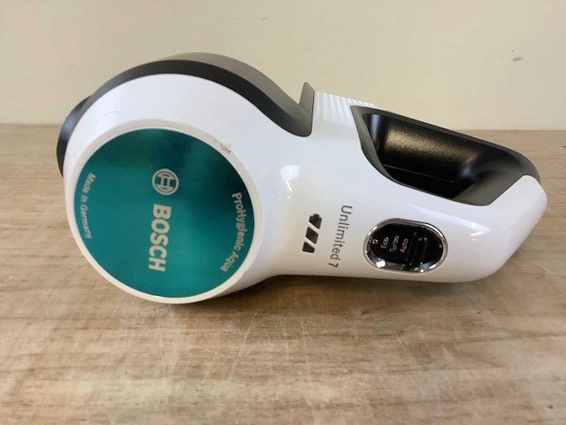 Bosch unlimited 7 prohygienic aqua steelstofzuiger - afbeelding 4 van  8