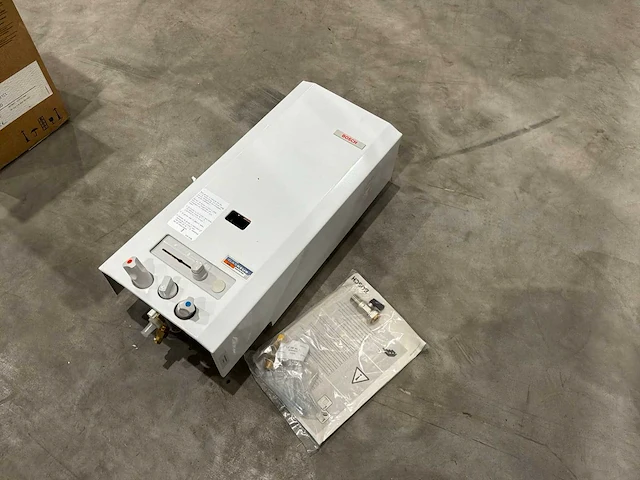 Bosch w135 bosch geiser - afbeelding 1 van  7