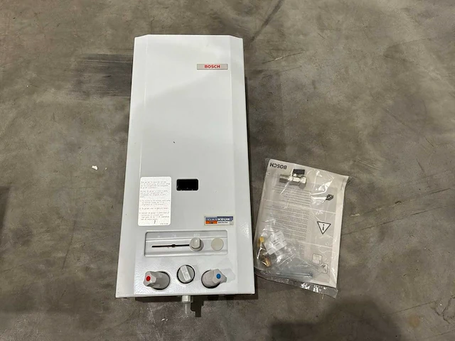 Bosch w135 bosch geiser - afbeelding 2 van  7