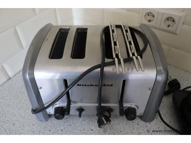 Bosch waterkoker & kitchen aid broodrooster - afbeelding 4 van  11