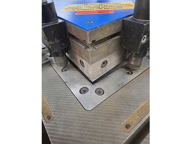 Boschert - 2011 - lb 12-6 - pons- en knipmachine - afbeelding 3 van  5