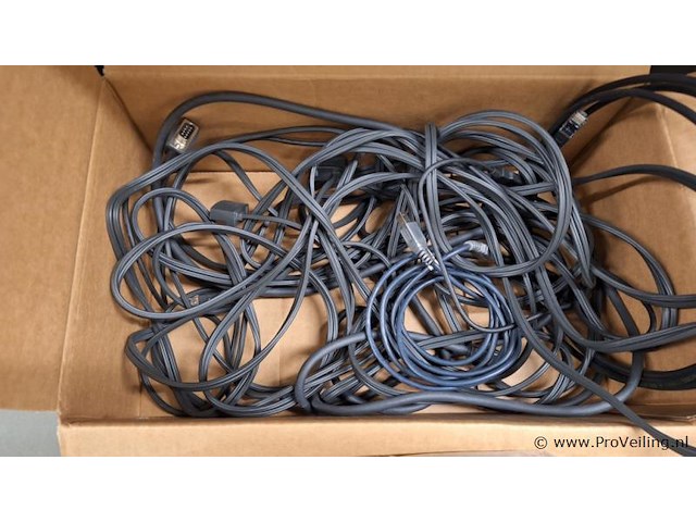 Bose audio input 24 meter 9-pins naar 9-pins kabel - afbeelding 3 van  3