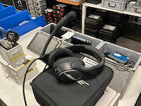 Bose b30 koptelefoon (3x) - afbeelding 1 van  4