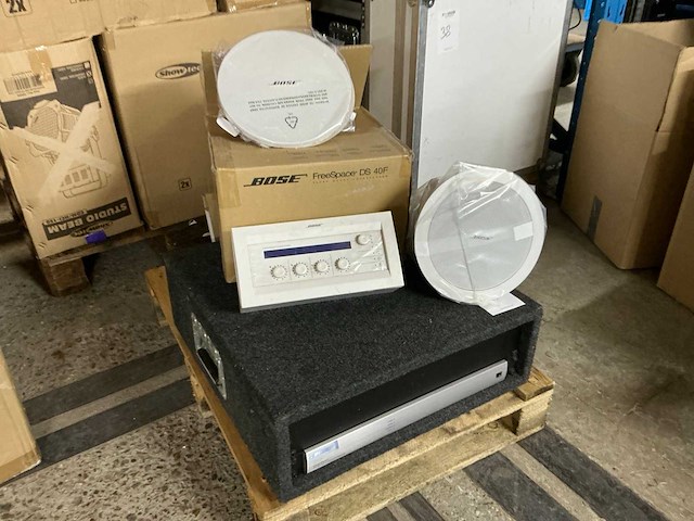 Bose esp-880 engeneered sound prossesor - afbeelding 1 van  8