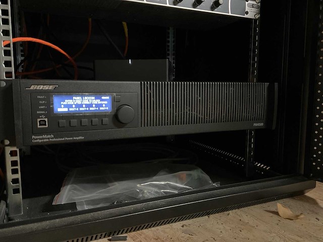 Bose pm4500 versterker - afbeelding 1 van  2