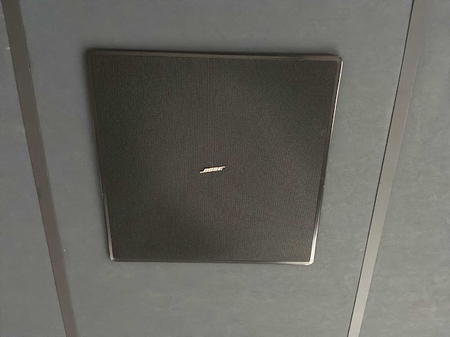 Bose professioneel multi-zone audiosysteem met 18 luidsprekers - afbeelding 7 van  10