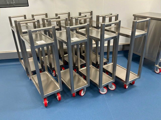 Bosgraaf roestvrijstalen laboratoriumwagen (8x) - afbeelding 1 van  3