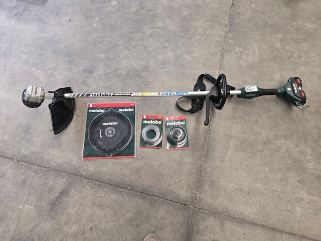 Bosmaaier met accessoires metabo, fsd 36-18 ltx bl 40 - afbeelding 1 van  9