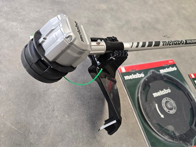 Bosmaaier met accessoires metabo, fsd 36-18 ltx bl 40 - afbeelding 2 van  9
