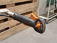 Bosmaaier met driehoeksmes, stihl, fs550 - afbeelding 5 van  9