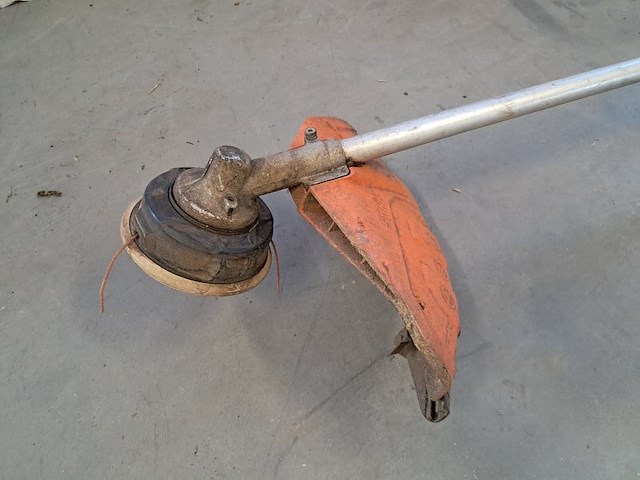 Bosmaaier, stihl, fs 131 - afbeelding 10 van  10