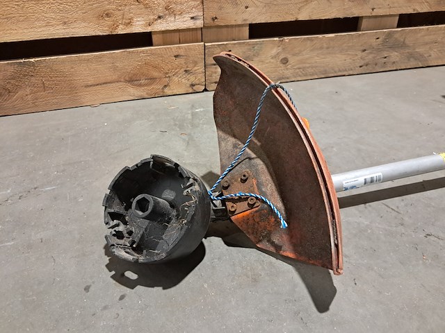 Bosmaaier, stihl - afbeelding 7 van  7