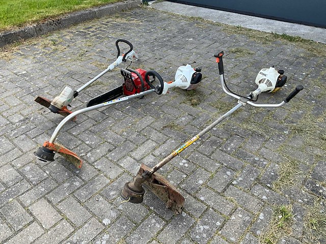 Bosmaaiers / kettingzaag (4x) - afbeelding 1 van  13