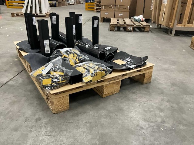 Bosscover pallet diverse dakmaterialen (28x) - afbeelding 12 van  26