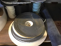 Bostik bouw- en bevestigingsmateriaal - afbeelding 2 van  3