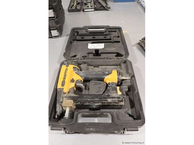 Bostitch tacker 18gasx, pneumatisch - afbeelding 1 van  3