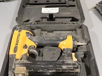 Bostitch tacker 18gasx, pneumatisch - afbeelding 1 van  3