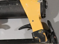 Bostitch tacker, pneumatisch - afbeelding 4 van  4