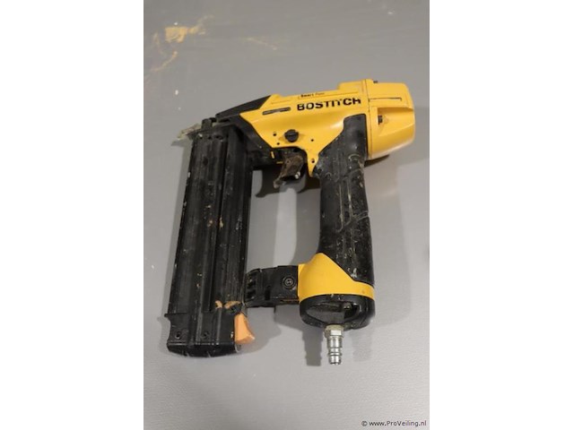 Bostitch tacker, pneumatisch - afbeelding 1 van  3