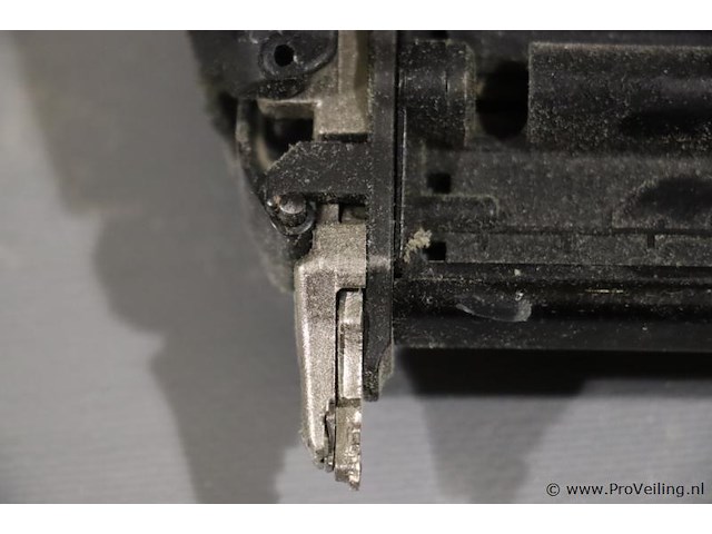 Bostitch tacker, pneumatisch - afbeelding 3 van  3