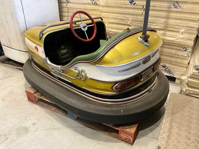 Botsauto - afbeelding 2 van  9