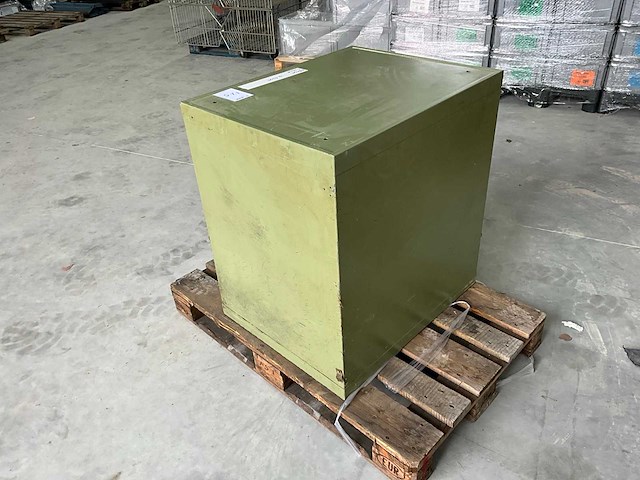 Bott kast - afbeelding 2 van  4