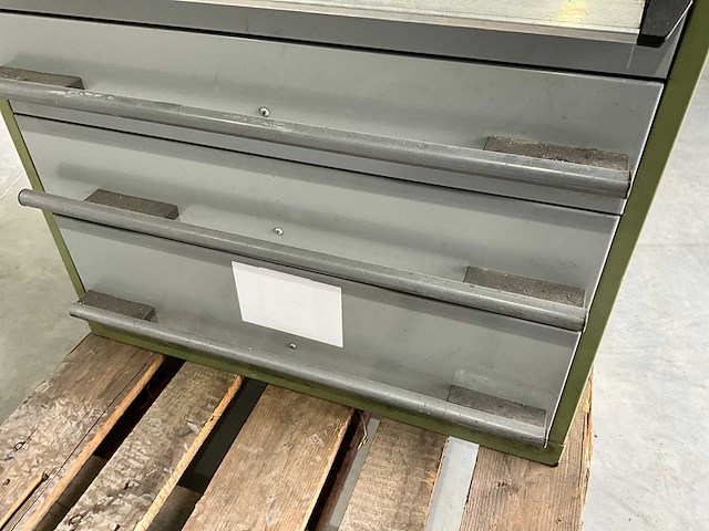 Bott kast - afbeelding 4 van  4