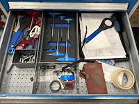 Bott ladekast met gereedschap en materiaal - afbeelding 7 van  10