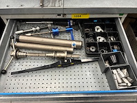 Bott ladekast met gereedschap en materiaal - afbeelding 3 van  9