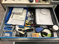 Bott ladekast met gereedschap en materiaal - afbeelding 5 van  10