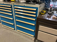 Bott ladenkast met handgereedschap - afbeelding 1 van  8