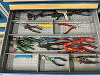 Bott ladenkast met handgereedschap - afbeelding 5 van  8
