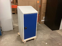 Bott statieven en lessenaars - afbeelding 4 van  6
