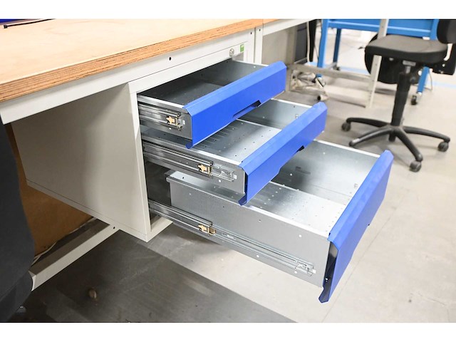 Bott werkbank inclusief werkplaats stoel - afbeelding 5 van  6
