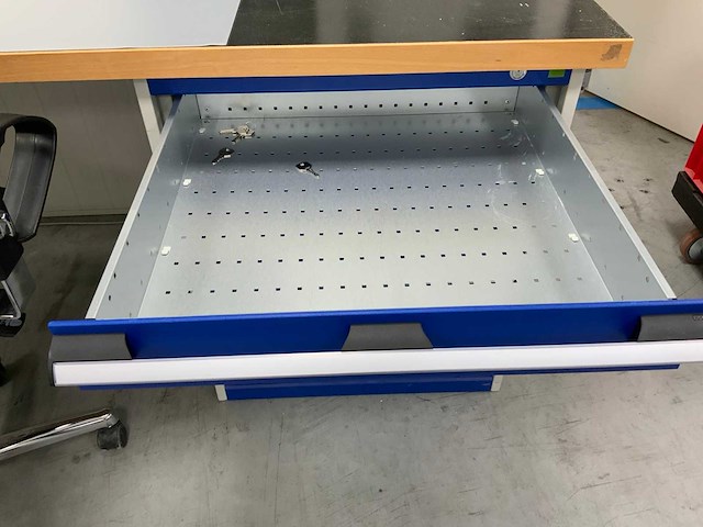 Bott werkbank inclusief werkplaats stoel - afbeelding 5 van  10