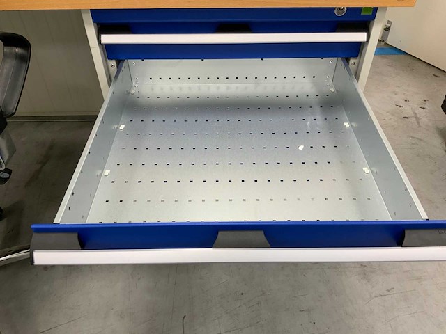 Bott werkbank inclusief werkplaats stoel - afbeelding 6 van  10