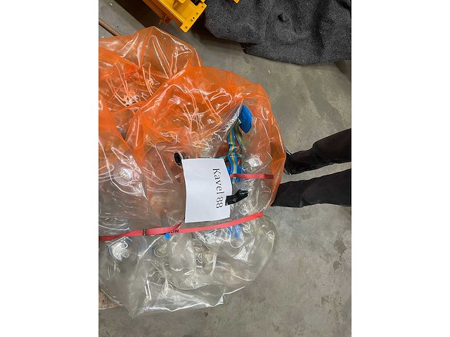 Bouncing bubble oranje (2x) - afbeelding 4 van  4